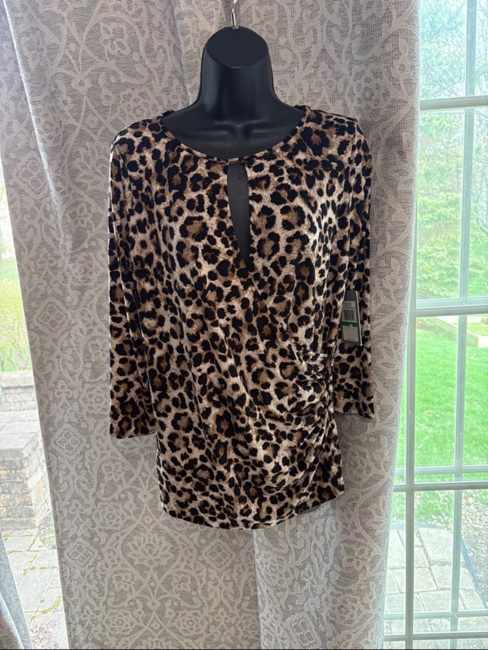 Chaus Large Leopard Print Keyhole Women’s Top - Brown/Black